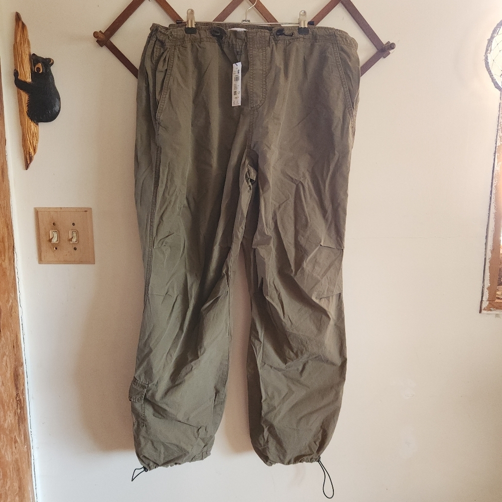 NWT Garage Cargo Pant Lightweight Cotton Olive Green Large L